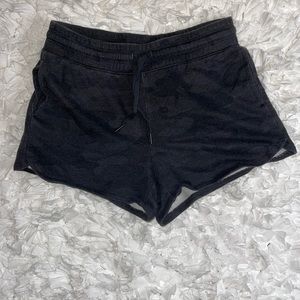 Women’s Medium Shorts